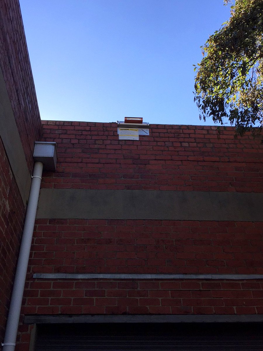 SynergyAccessAU's tweet image. Installing a #roofaccess system consisting of #anchorpoints, a #ladderbracket and step to a studio office in #StKilda for @DixonKestles