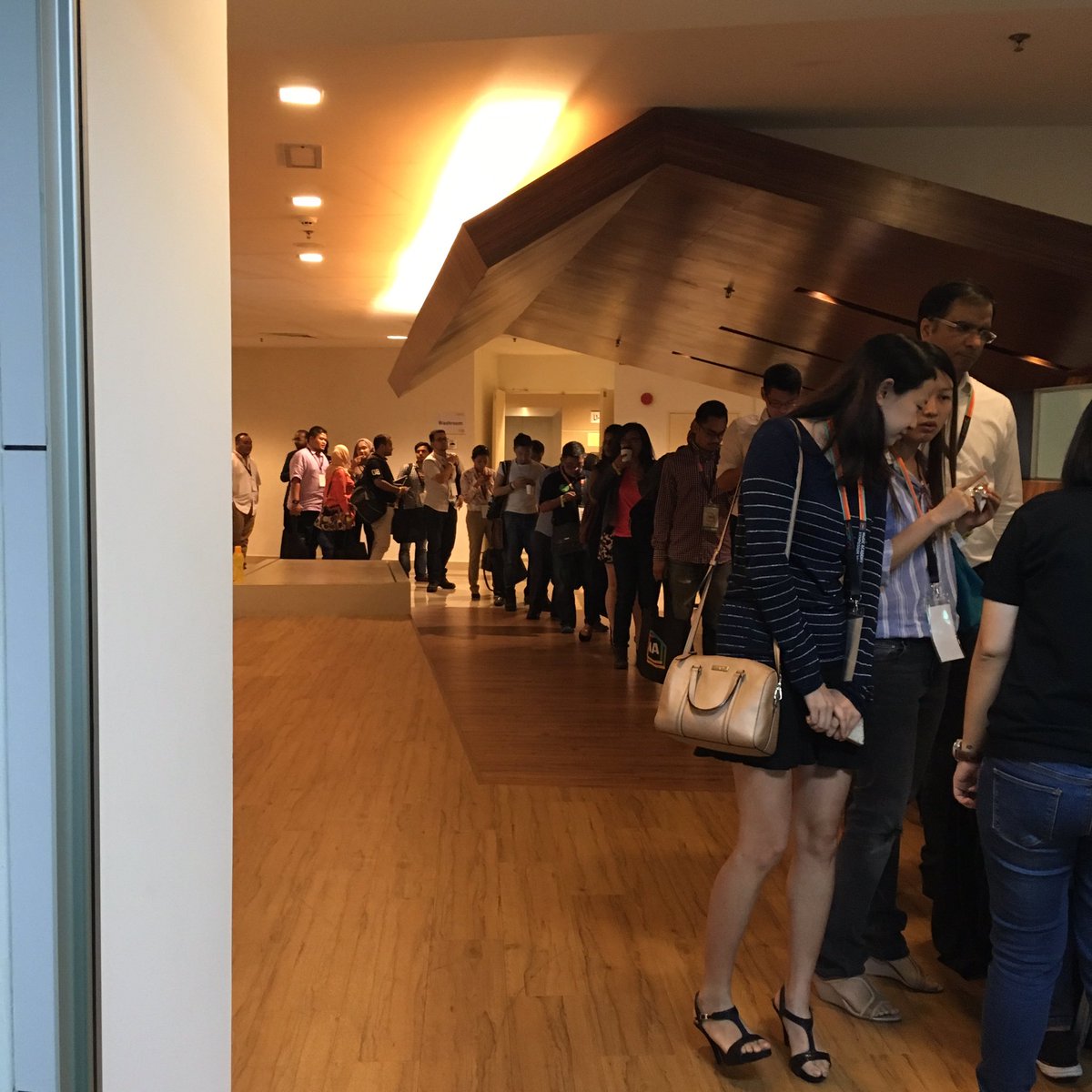 danishfarhan's tweet photo. Awesome to see young future entreprenuers qeueing to register for my talk, starting shortly. #ma2015 https://t.co/kfmf3ko9t3