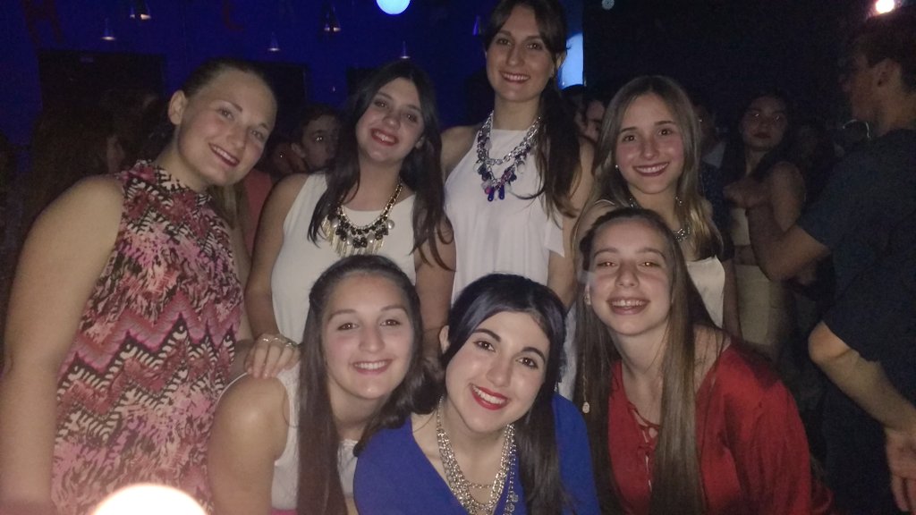 CascardoJuli's tweet photo. 🌼🌸@bluedisco_ #blue16 https://t.co/E4rFOcmHw5