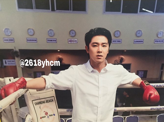 Cheil_Yunho's tweet photo. ถ้า #นักมวยหล่อ ขนาดนี้..ปร้ายอมแพ้น๊อคตั้งแต่ยังไม่ขึ้นเวทีเลย 55555 #Yunho #Yooho #정윤호 #WaitingforYunho cr.on pic https://t.co/qejybqi7Sq