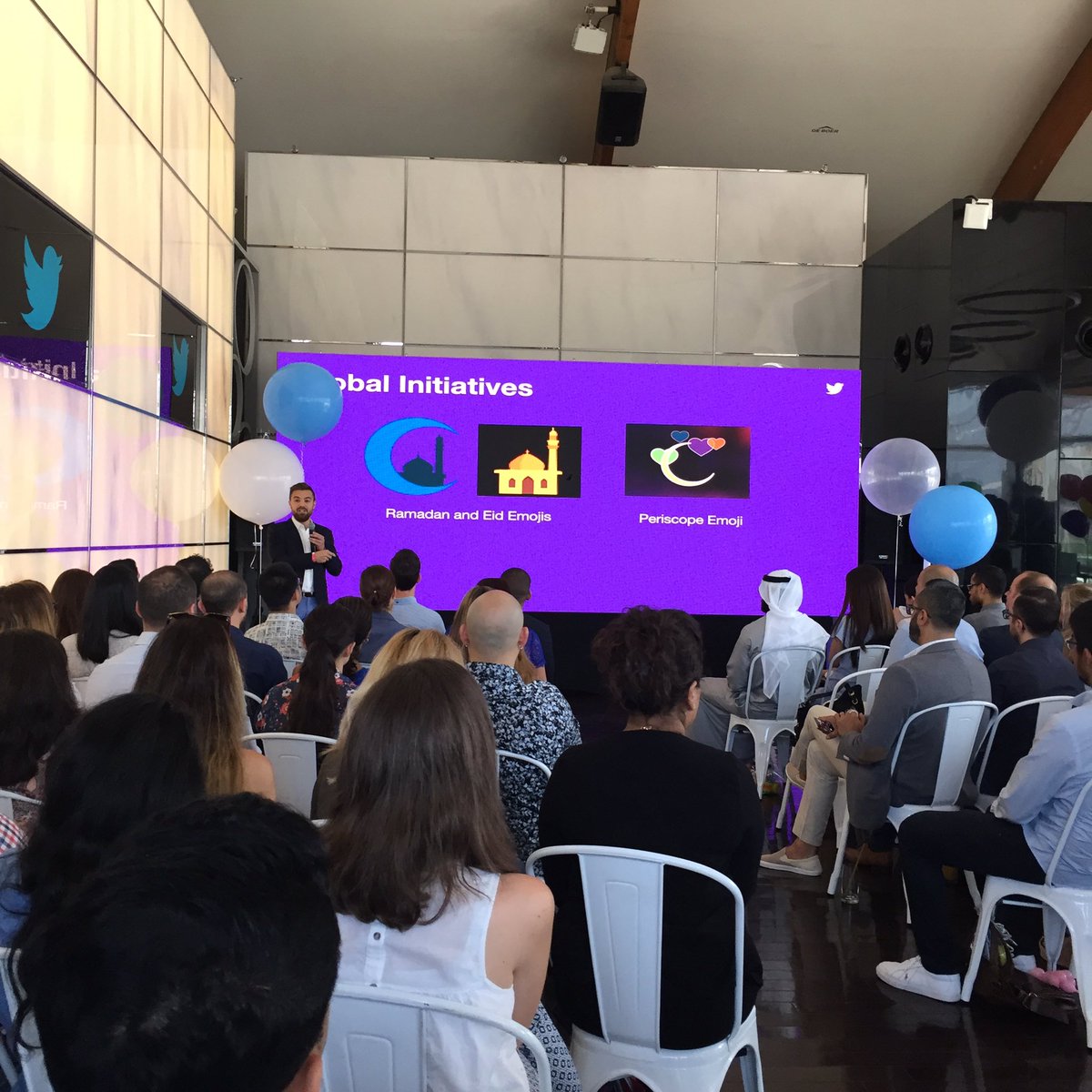 SaraShabana's tweet photo. Twitter localizing the experience of the platform, for example the #Ramadan and Eid emojis 

#TweetAndChill https://t.co/RazfZbuJX0