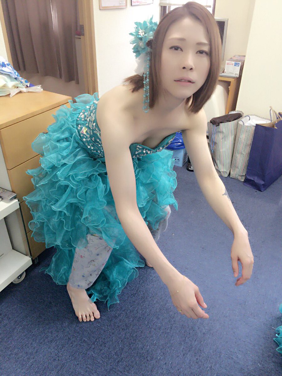 上野綾🐿 on X: お腹減ったぁ お腹がすいたよぅ。。。。 ばぁーい上野とあきら姐さん。 t.coaVAgKXUDSR  X