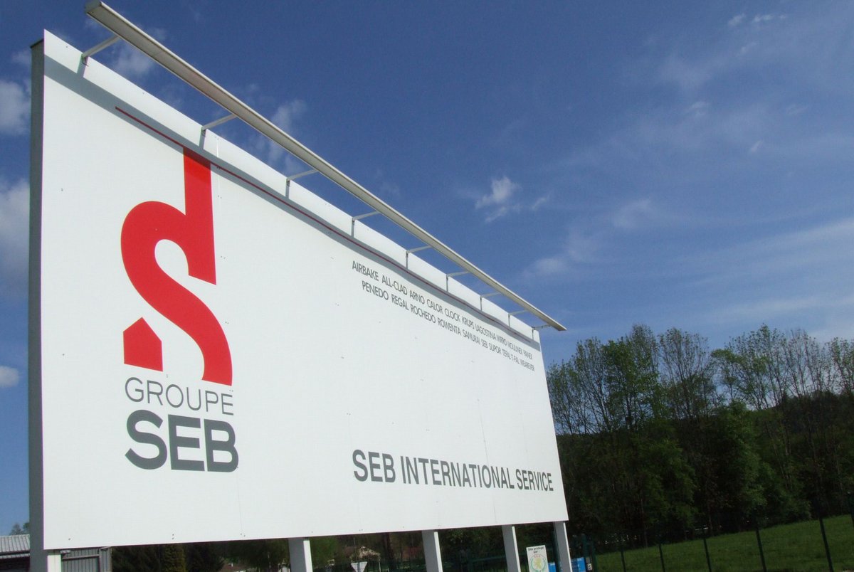 MakerTour's tweet photo. "Dès lors qu'un produit @GroupeSeb rendrait l'âme, le consommateur le donnerait à réparer ou le réparerait lui-même" https://t.co/MdsbGdC6hV https://t.co/8kovveWEAQ