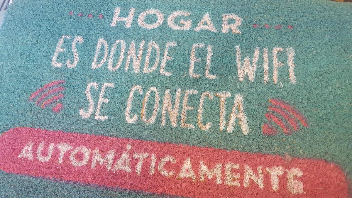Mucho cuidado⚠️ con las conexiones #wifi gratuitas🆓, mejor desconfía y NUNCA metas contraseñas ni datos personales 👌🏻