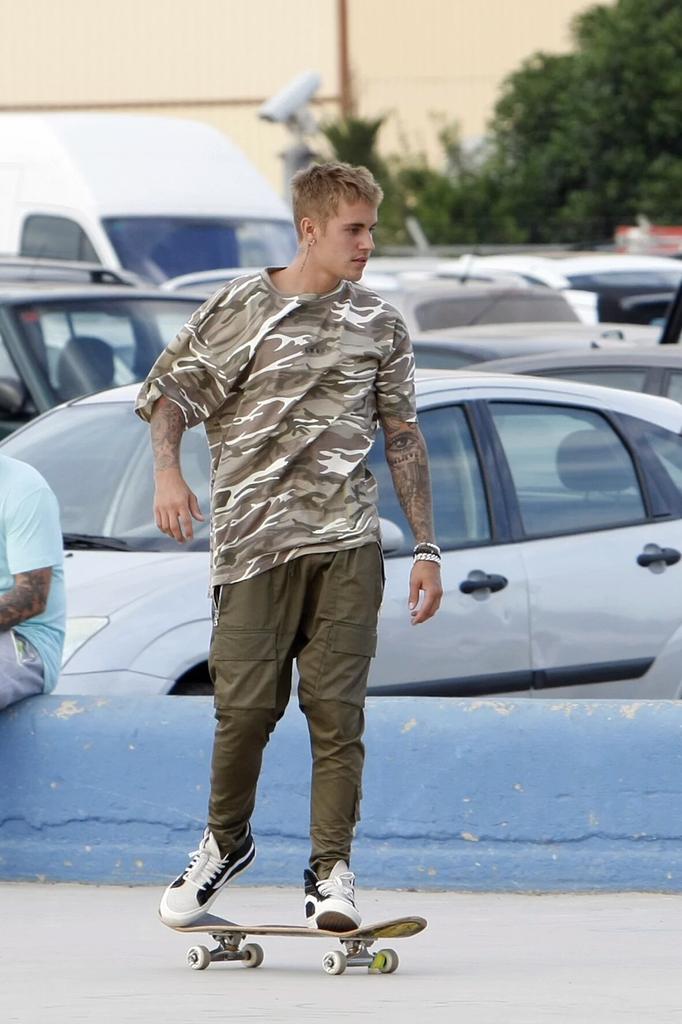 PrVotacaoJB's tweet photo. MUTIRÃO DE VOTOS
RT = VOTO

#MPN #JUSTINBIEBER https://t.co/SKriMaPm2a