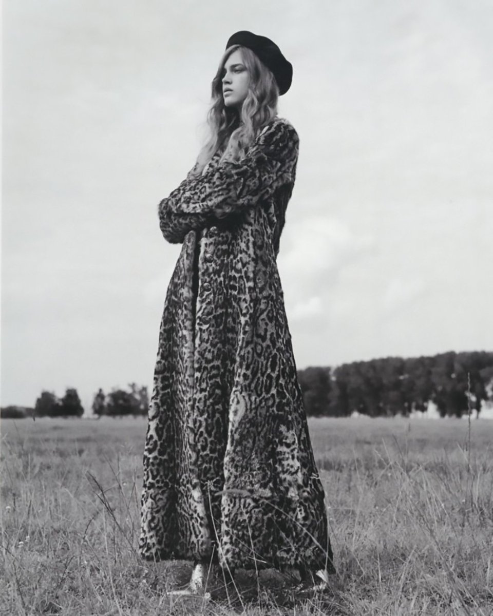 Roberto_Cavalli's tweet photo. Intense Insight - #JuliaJamin wearing a #JustCavalliFW16 maxi animalier coat for @GlamourParis #JustCavalliEditorials https://t.co/mxu11qN5jJ