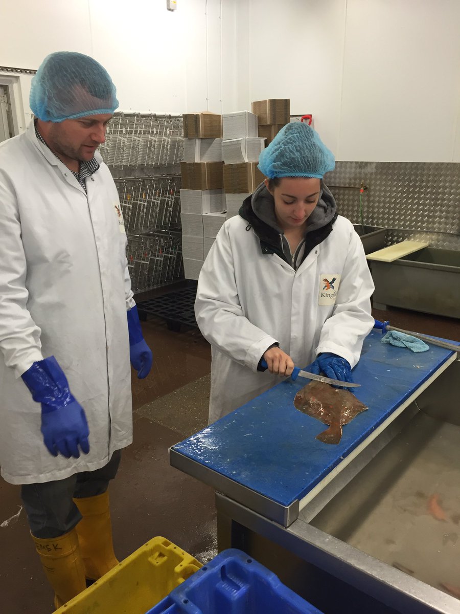 Bschefacademy's tweet image. Learning new skills all the time... Great 1st time flat fish filleting from Charlotte!
