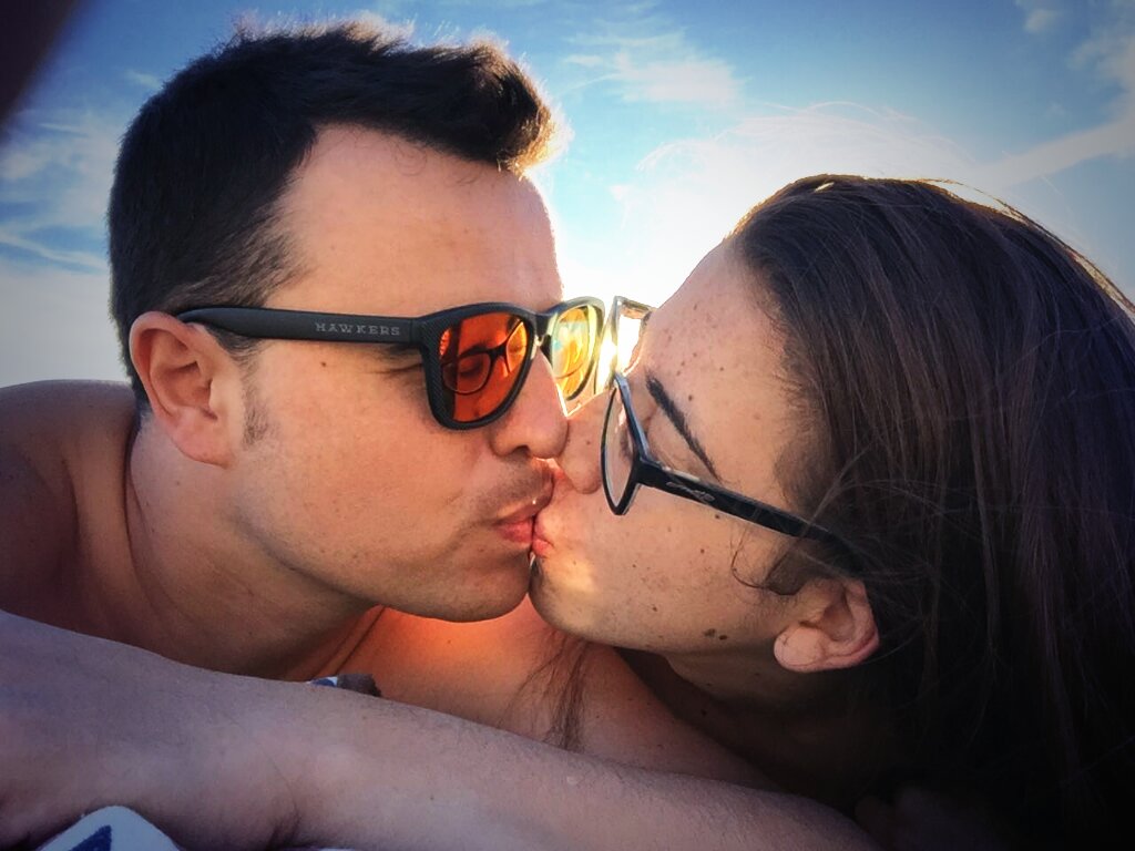 Maria_geme4's tweet photo. Bésame despacio para que dure más 💏 @pinchxo #XqQuererteMasNoPuedo https://t.co/Im32Qorjz3
