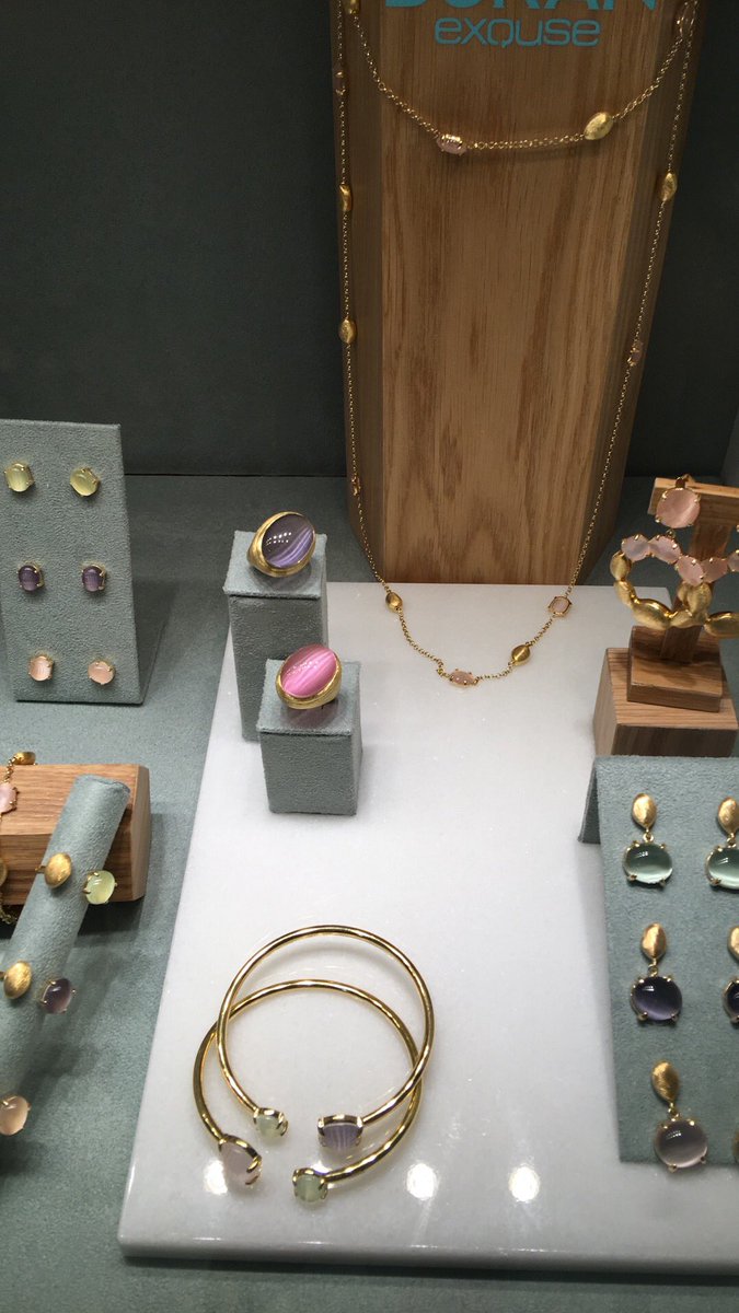 crespobarbara's tweet photo. Descubriendo las novedades de @DuranExquse #myduranexquse https://t.co/wy6INPHCDv