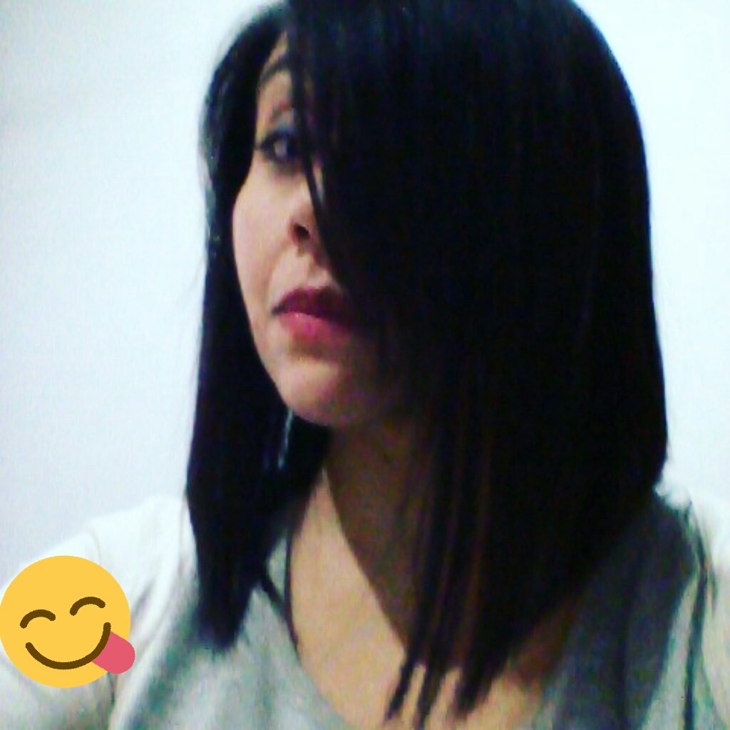 poly_pch's tweet photo. Cambio look https://t.co/9bVccURJ9F