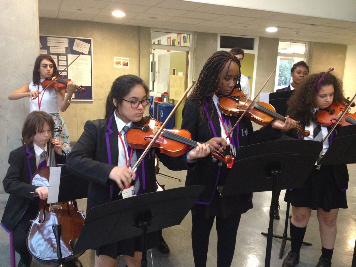 CoLAHG_Music's tweet photo. A big thanks to all the @HGS_Islington musicians who performed at our open evening last night! https://t.co/ziBkQSyDmp