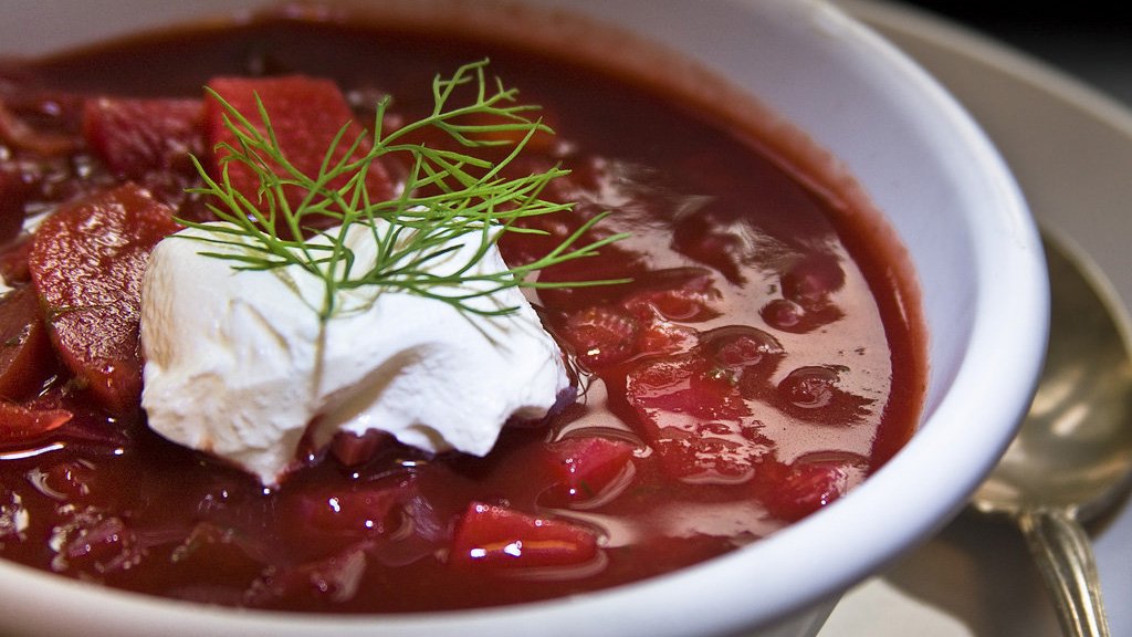 lifehacker's tweet photo. Remember FASS to make and perfectly flavor your favorite soup: https://t.co/TWX0zqYNmI https://t.co/H3i0nhkJ88