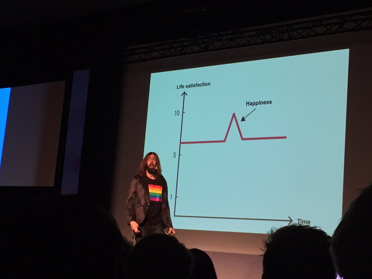 Lycka är bara ett gupp på vägen :) #webbdagarna <a href="/micaeldahlen/">Micael Dahlen</a> <a href="/internetworldse/">Internetworld.se</a>
