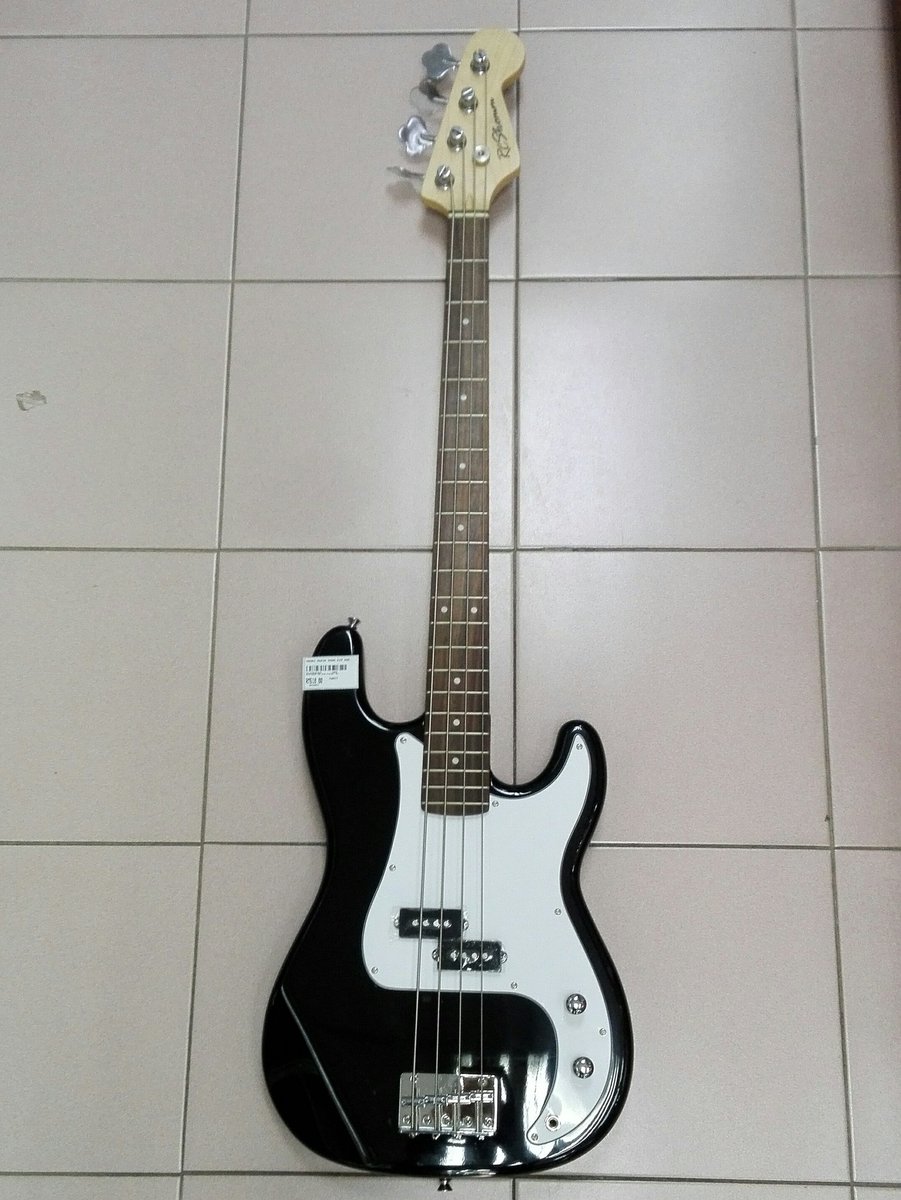 RaynerChan22's tweet image. Great feature electric guitar Rcstromn brand #loved#guitar