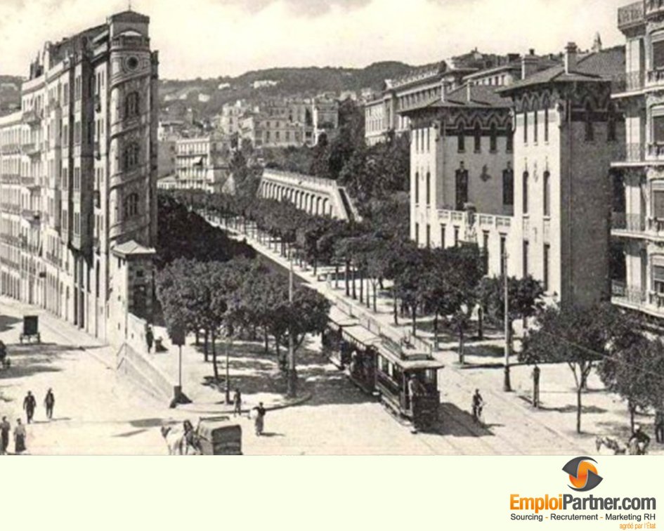 EmploiPartner's tweet photo. #Algérie_ancienne #Emploipartner  
Selon vous, cette image représente: 
A. Une rue d'Alger
B. Une rue d'Oran
C. Une rue d'Annaba https://t.co/dIkcjUCrtq