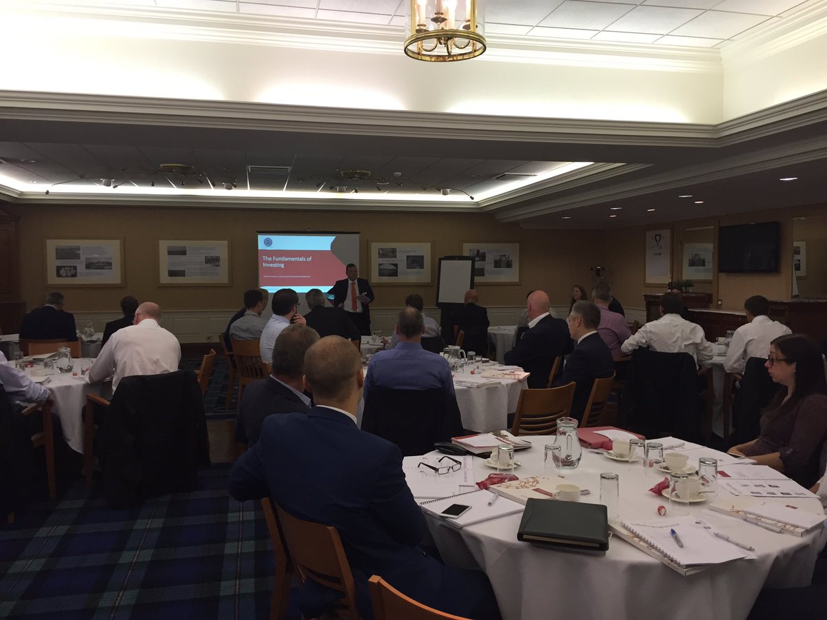 sofia_lilly's tweet image. Danny @parmenionuk kicking off our first Autumn 2016 #FOI course in Bolton - Great turn out this morning.