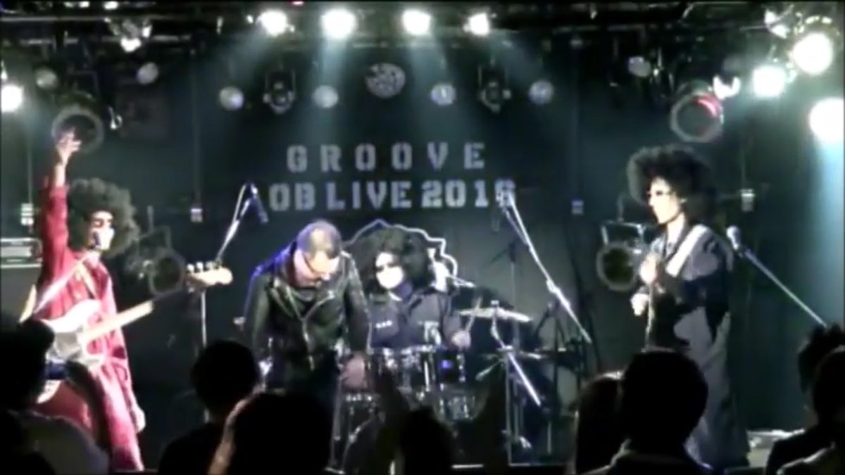 ALLSWAMPS's tweet image. サークルOB会コピバンライブ無事終了しました。
ドラムはむーちょと聞いていたのですが、当日はサイババ様が叩いておられました。