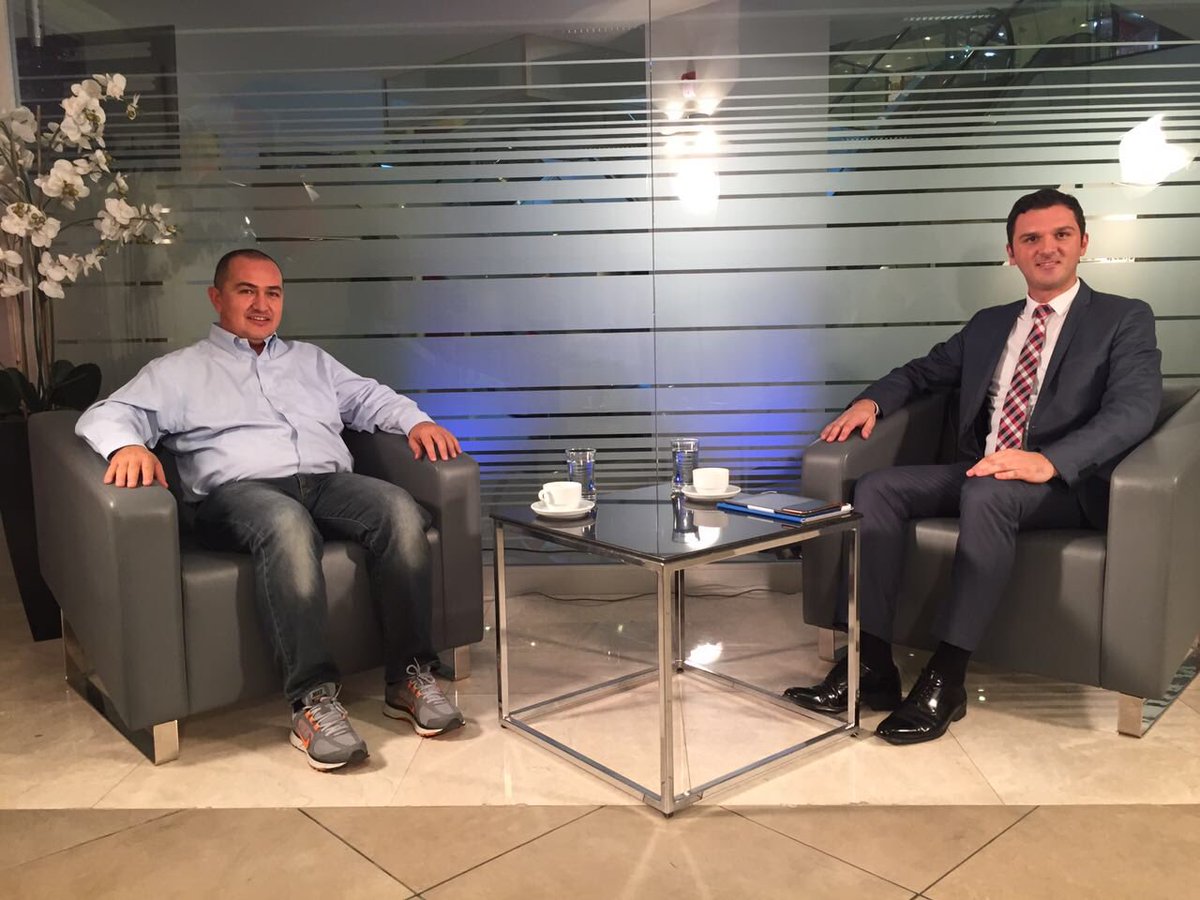 expochannel_tv's tweet photo. Yeni yayın döneminde Stratejik İşler'de @ismailhaznedar 'ın bugünkü konuğu @etohum kurucusu Burak Büyükdemir saat 21.00'da Expo'da! https://t.co/mHJuqQDqhL