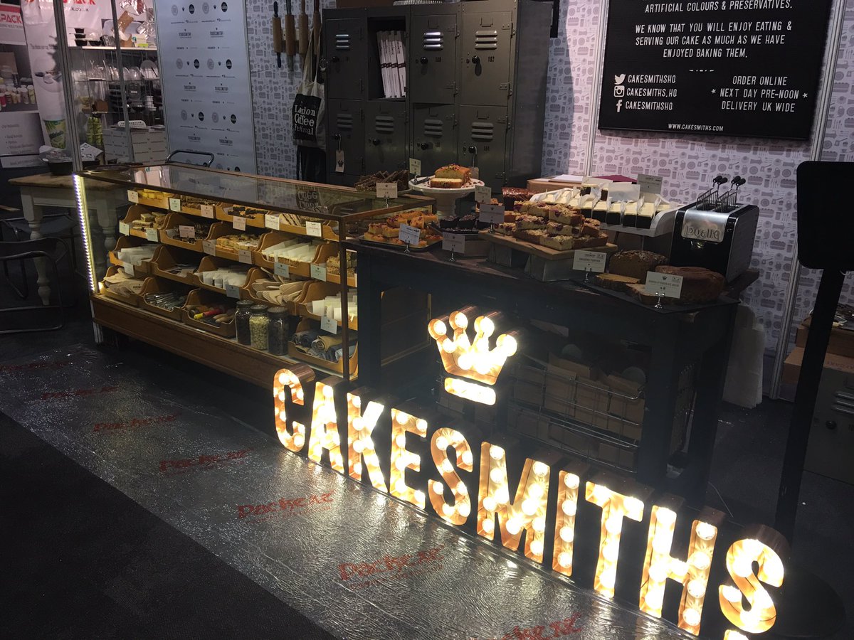 Cakeinventor's tweet photo. @lunchexhibition @CakesmithsHQ  come and find us at #lunch2016 showcasing our new seasonal specials! https://t.co/B3coe7oJi0