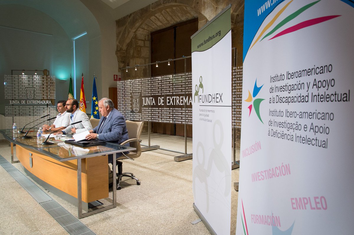 Junta_Ex's tweet photo. El II Congreso Iberoamericano sobre Cooperación, Investigación y Discapacidad se celebrará en #Guadalupe los días 20 y 21 de octubre https://t.co/vTfPICq2AR