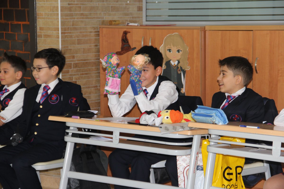 spectrum_is's tweet photo. Puppet play on Language week by grade 5A #nurorda #astana #katev #languageweek https://t.co/f0bqCTMLnR