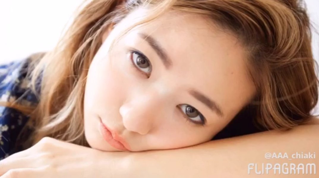 chi_cym's tweet photo. とりあえずMAQUIA千晃さんには、というかMAQUIA様には、千晃さんの魅力を引き出しまくってくださって大変有難いです賞💮を一方的に送り付けたい。
リアルに献金したいレベル。
千晃さんの近況とか流行りのものとかの情報入ってくるし、写真も麗しいし、いいこと尽くし(*´﹃｀*) https://t.co/nEmThvq3sl