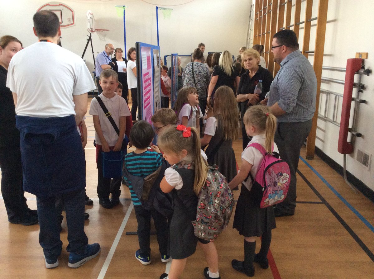 POSTNHST's tweet photo. HAVE YOUR SAY @RowantreePS today 3:30-5:30pm. EVERYONE is welcome :) FREE FUN + FOOD for all :)  #funfittayside #Dundeepartnership #monalong https://t.co/IfsQJ3qlzX