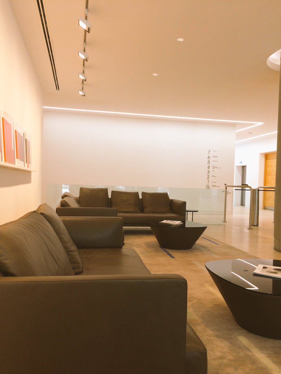 NiallRIngham's tweet photo. Will be love on @periscopetv at #OliversYard around 10:40 today tune in to see the space! @CBRE_London #CreativeLDN #CRE https://t.co/VfSGa1kdTx