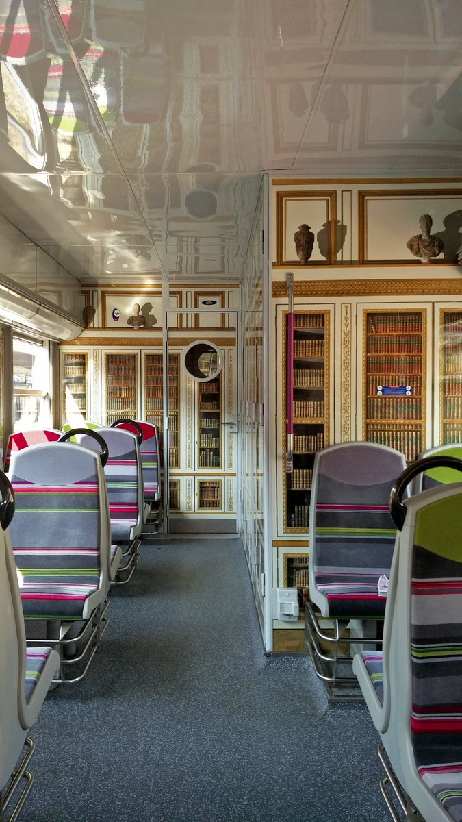 フランス観光開発機構 公式 ヴェルサイユ宮殿行きの電車rer C線の内装がすでに宮殿 文句があったらベルサイユへいらっしゃい Rt Cversailles Rerc Sncf Catherinepegard Fdemazieres Bgoss T Co Emb2qq64yp フランス観光開発機構 公式 ヴェルサイユ宮殿行きの電車rer C線の内装がすでに宮殿 文句があったらベルサイユへいらっしゃい Rt Cversailles Rerc Sncf Catherinepegard Fdemazieres Bgoss T Co Emb2qq64yp