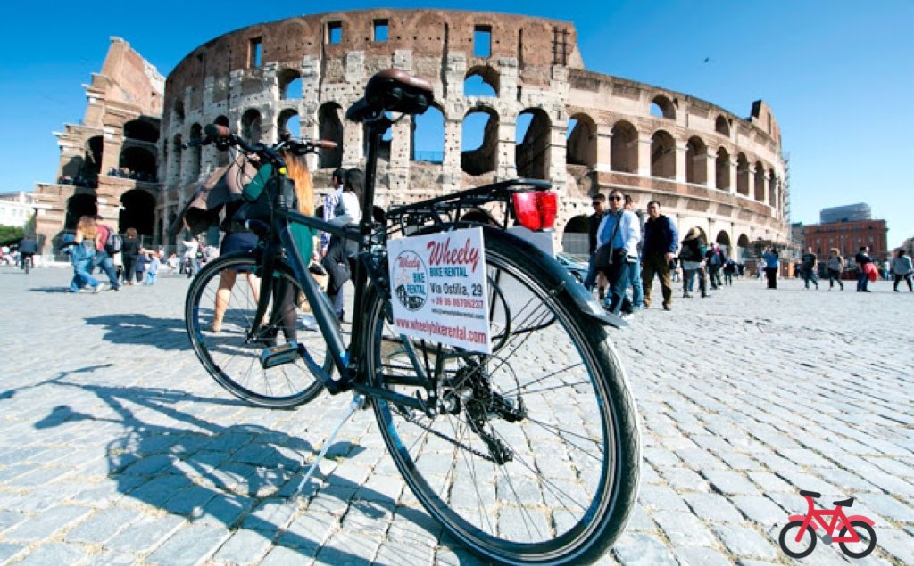 oiromablog's tweet photo. Andar de bicicleta em Roma, tour na Via Appia, ciclovia do rio Tibre. Vamos? 🚲
#roma #bike 
https://t.co/3O9M5pIHk6… https://t.co/RWYG5aImBM