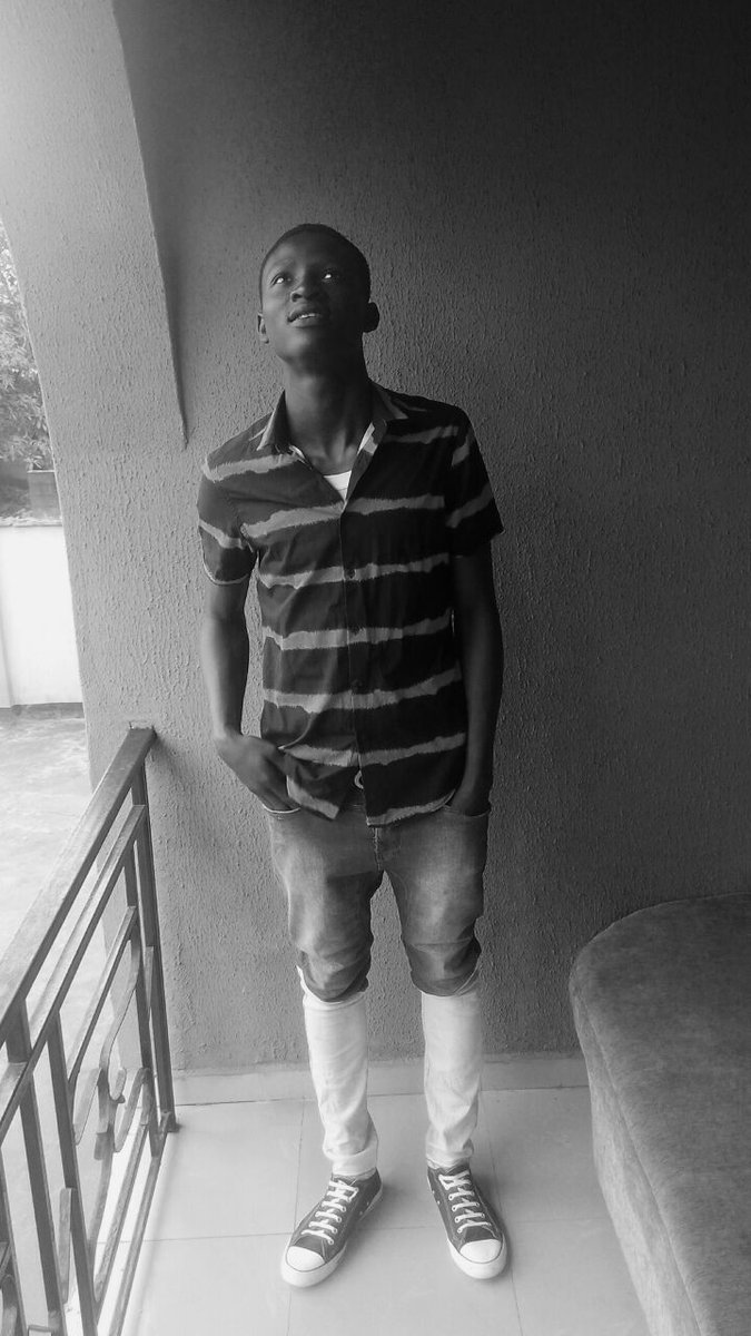 ELSLIT9's tweet photo. Happy birthday to me https://t.co/UwJ6OUgFoM