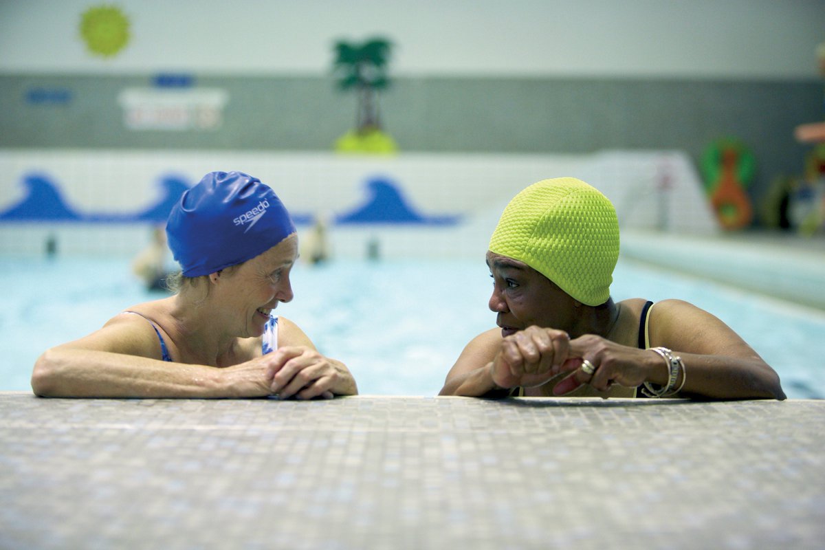 Sport_England's tweet photo. Regular #physicalactivity can reduce the risk of #Alzheimers by up to 45 per cent. Please RT this #AlzheimersDay https://t.co/ArWMcJYkjk