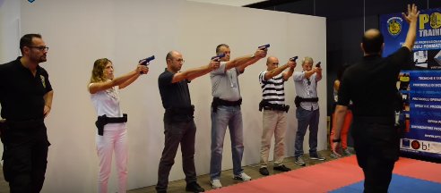 GiornatePoL's tweet photo. Guarda il video che racconta le sessioni IPTS di tiro e addestramento al #ConvegnoRiccione: https://t.co/4n7wUmGvqp https://t.co/lkVebuqBTI