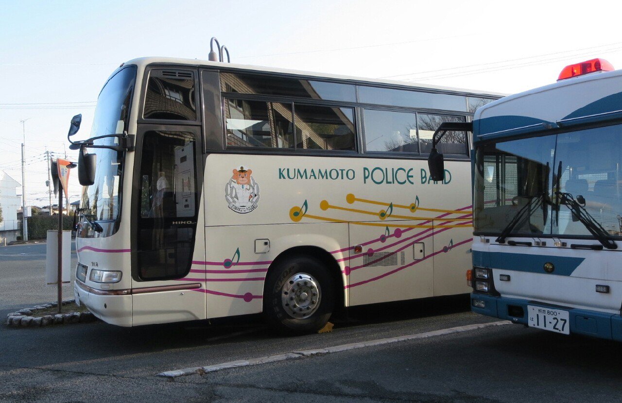 Ev Kuma バスの日 警察車両ver 熊本県警察 各車両 バスの日なのでバスの写真を貼ろう バスの日は昨日です T Co 4dqpzhuwlo Twitter