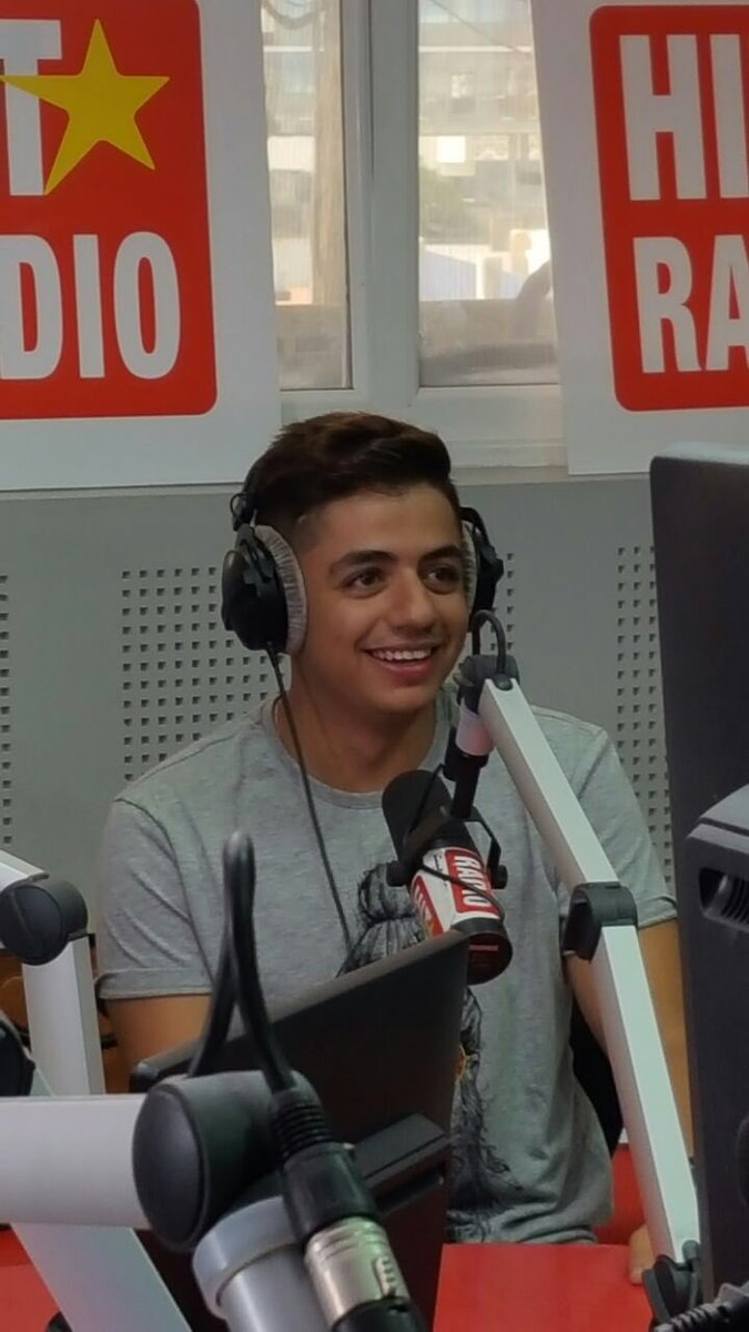 HITRADIOMA's tweet photo. Ihab Amir m3ana had sba7 dans MOMO Morning Show 😉🎵📻

https://t.co/ngpY8Dvey5 https://t.co/zbAke2dV45