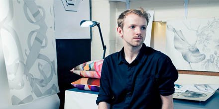 Together with Kit Miles we created a carpet for the entrance of the London's Design Fair: bit.ly/2cr8de5