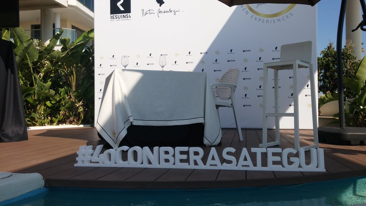 Preciosa decoración en el restaurante <a href="/BrassadeMar/">Brassa de Mar</a> para acoger el encuentro entre <a href="/resuinsa/">Resuinsa</a> y <a href="/Berasategui/">Martín Berasategui</a> #40conBerasategui #Valencia