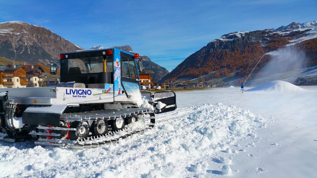 Livigno's tweet photo. Save the date: #20October you can start #skiing in #Livigno, thanks to #Snowfarming and 2700sqm of snow! Info >> https://t.co/ZxXaSnZGJb https://t.co/tb2ghNqqde