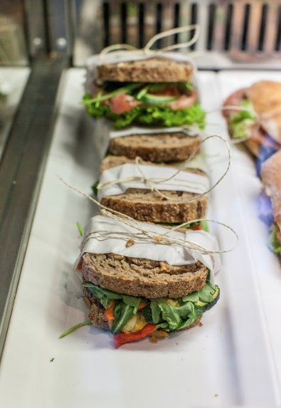 bitemojo's tweet photo. For a good #lunch plan on Friday, we are making another mini #biteTour in Mitte ! https://t.co/I8ceHFWwQ3 https://t.co/pGsFzTXXd7
