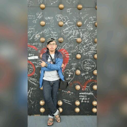 RendySanto's tweet photo. Come hangout with me > selamat sore on #BIGOLIVE. https://t.co/yW8L5ieq5v https://t.co/b1AW5WG2ZM
