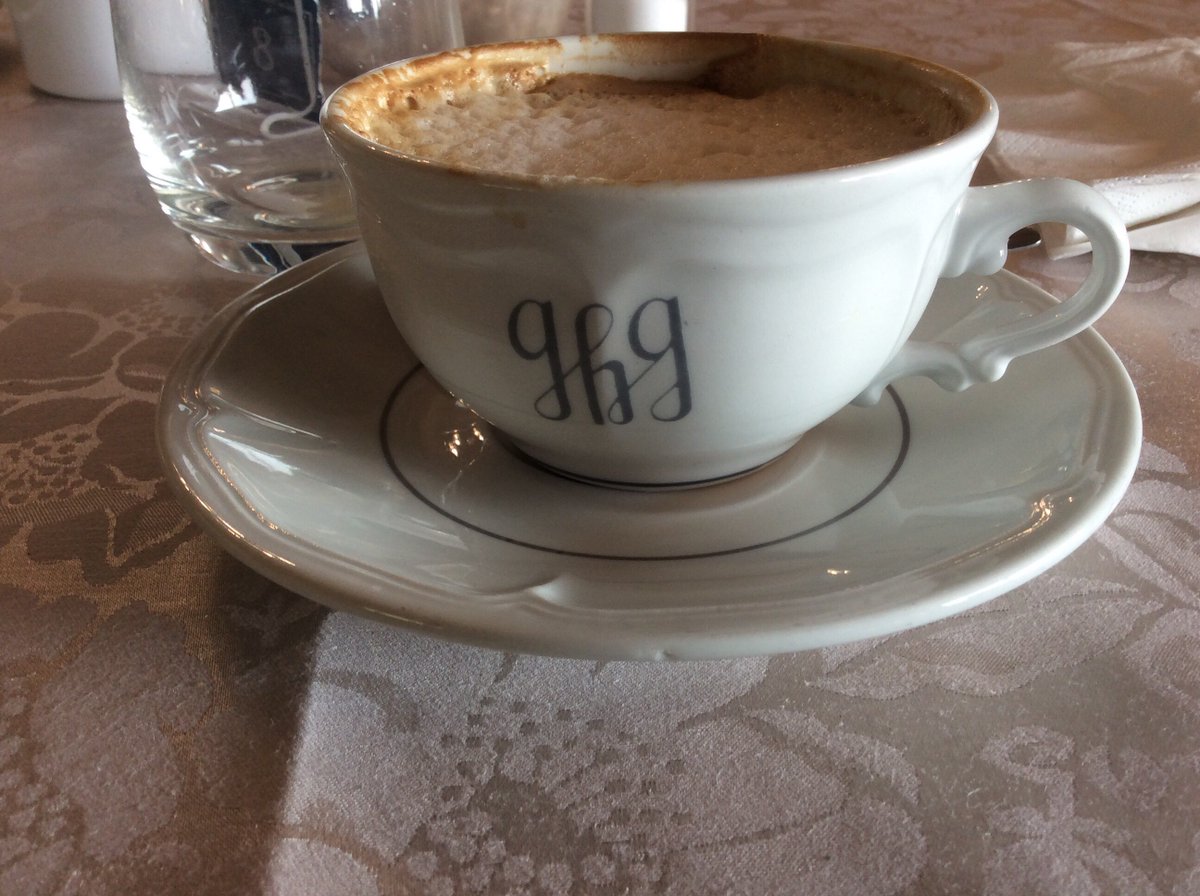 gardone_sun's tweet photo. Caffe please https://t.co/nvh1vPcA0P