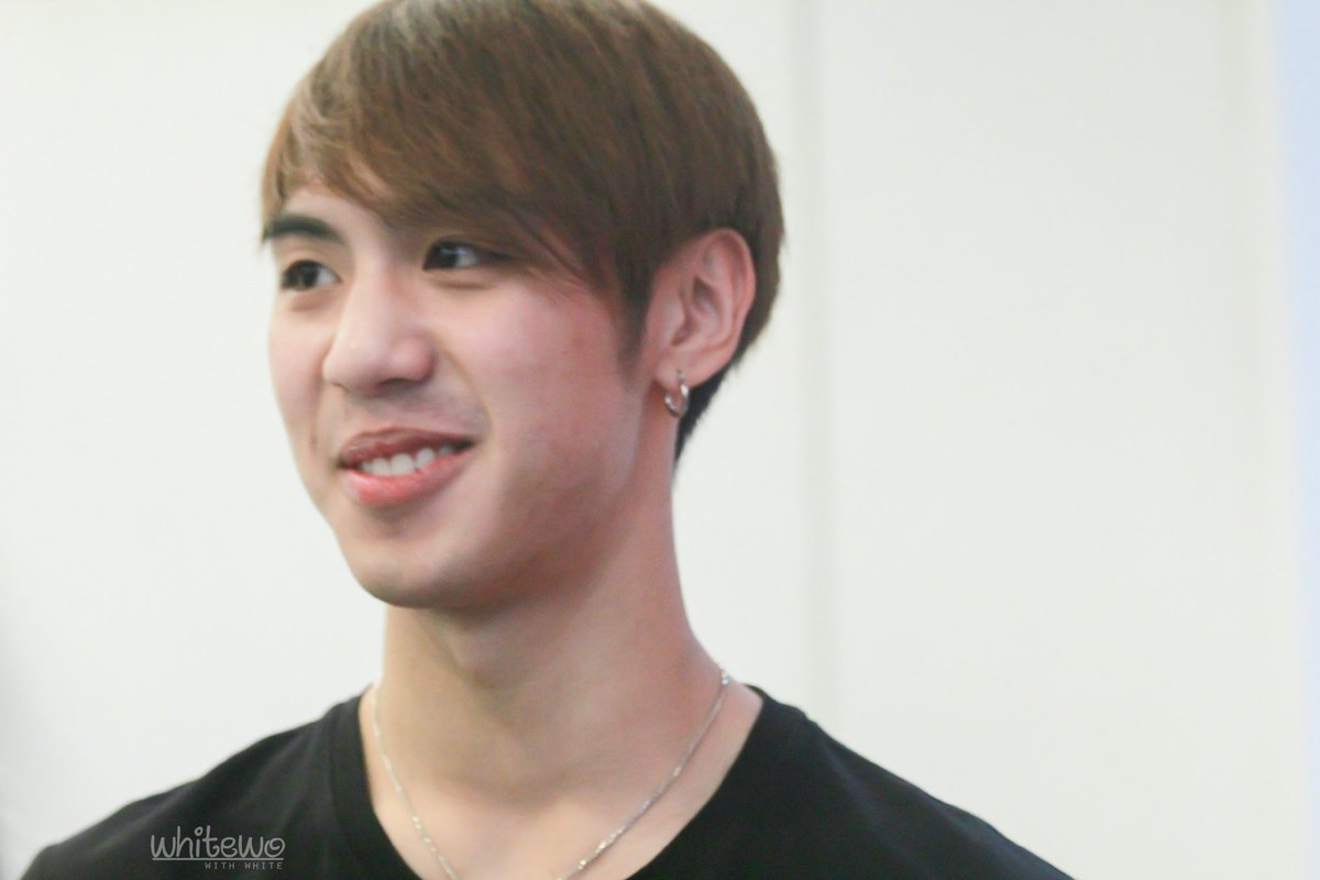 With_Whitewo's tweet photo. 160919 @n_whitewo at GMM Grammy คิดถึงเจ้าของรอยยิ้มนี้จัง
#whitewo #uprinceseries https://t.co/rKyPTjSqwW