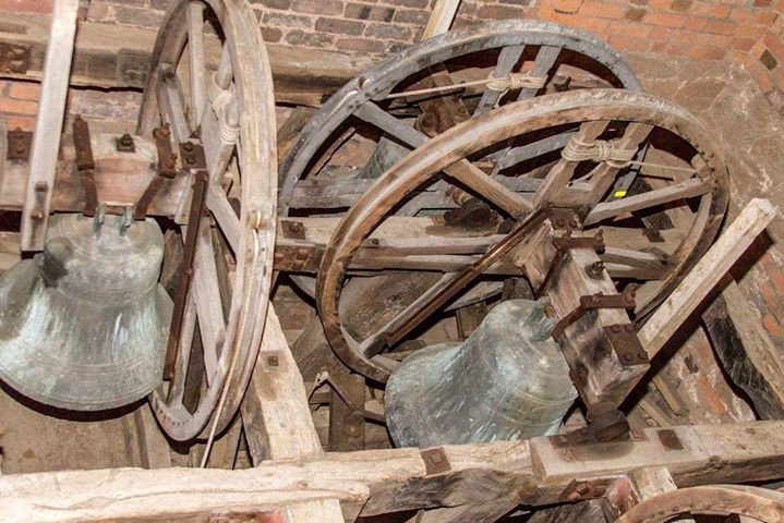 quatt_hall's tweet photo. thank you @WW1RestinPeace @Worfield_Hall Frank was a bell ringer on these bells https://t.co/yRpmWmEEEy https://t.co/pwQzU2rug9