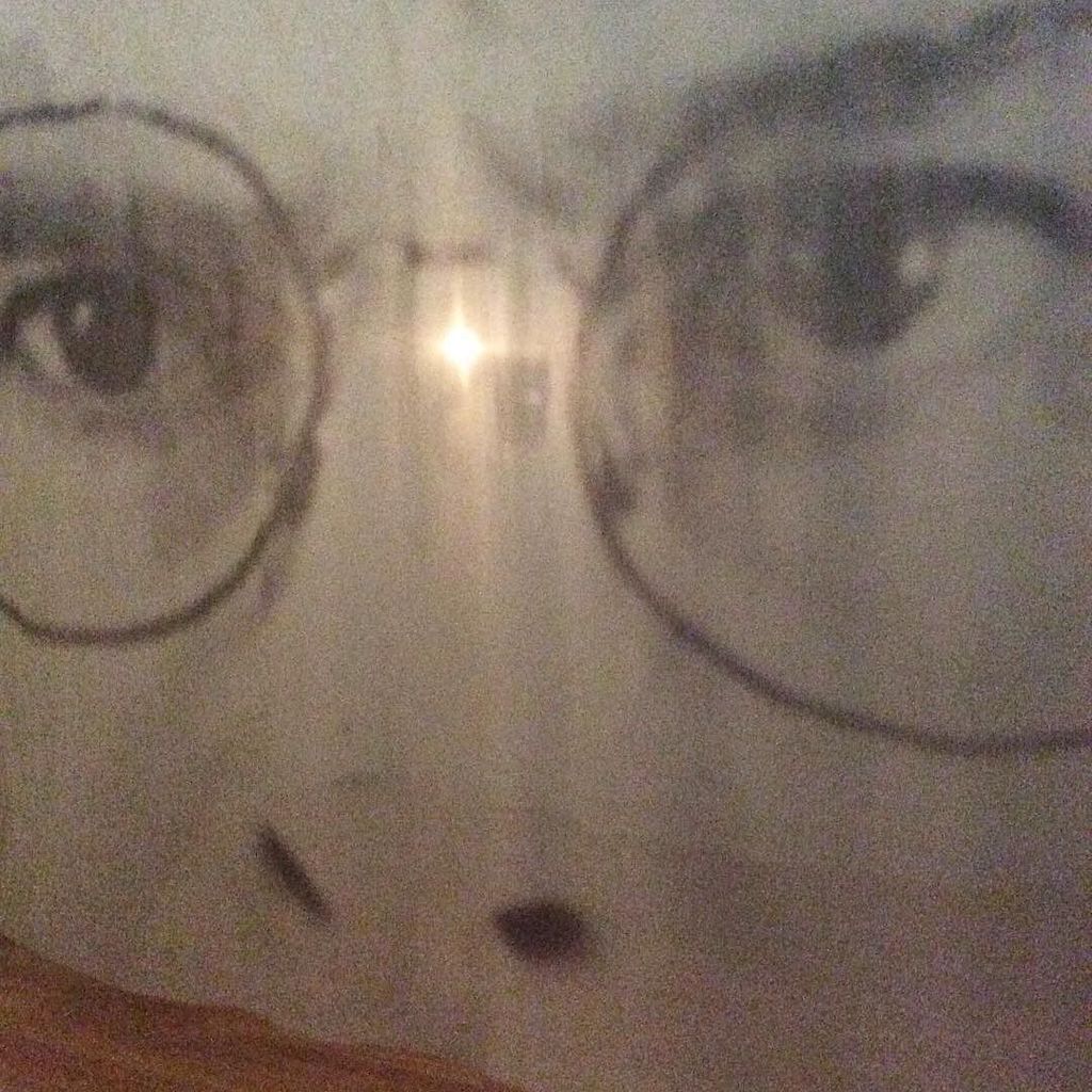 chibahide's tweet photo. クリスチャン・ボルタンスキーの「眼差し」。#teienartmuseum #christianboltanski https://t.co/FHEQsrmwFP https://t.co/IrmAdAZOIH