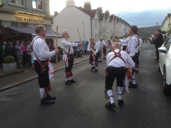 It's Squire's Last Stand Thursday 22 Sept, 7.30 <a href="/HartingtonBN2/">The Hartington</a> Whippingham Road. Last dance of our season bit.ly/2cCslYc