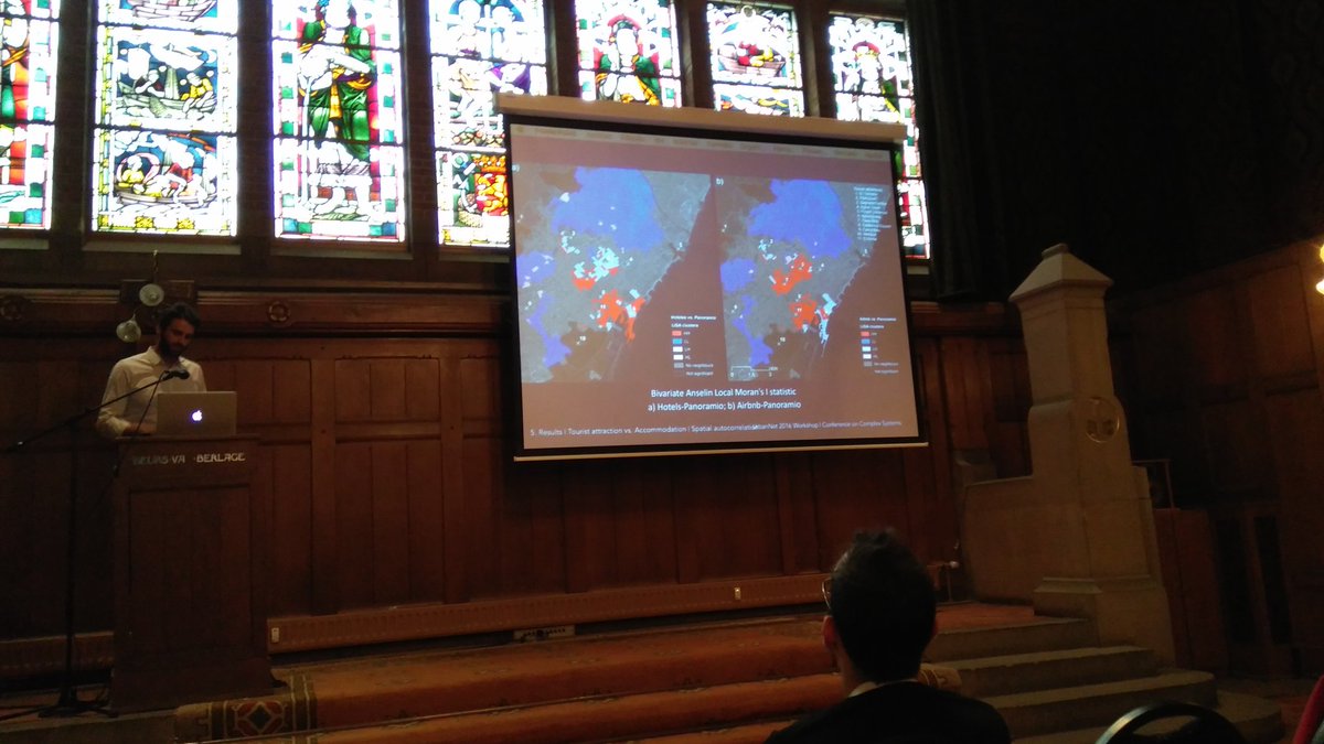 _raneh_'s tweet image. Gustavo Romanillos analysing Airbnb and tourism pressure in Barcelona @CCS2016_AMS  #urbannet #CCS16 @GeoHumUCM
