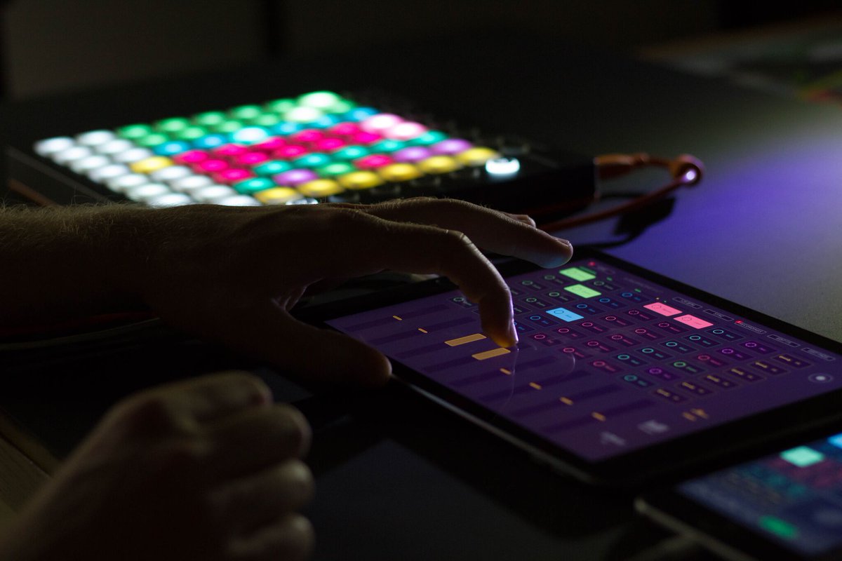 LaunchpadforiOS's tweet image. Here's to everyone making music using Launchpad for iOS. We fully appreciate your continued support. More soon 🙌
