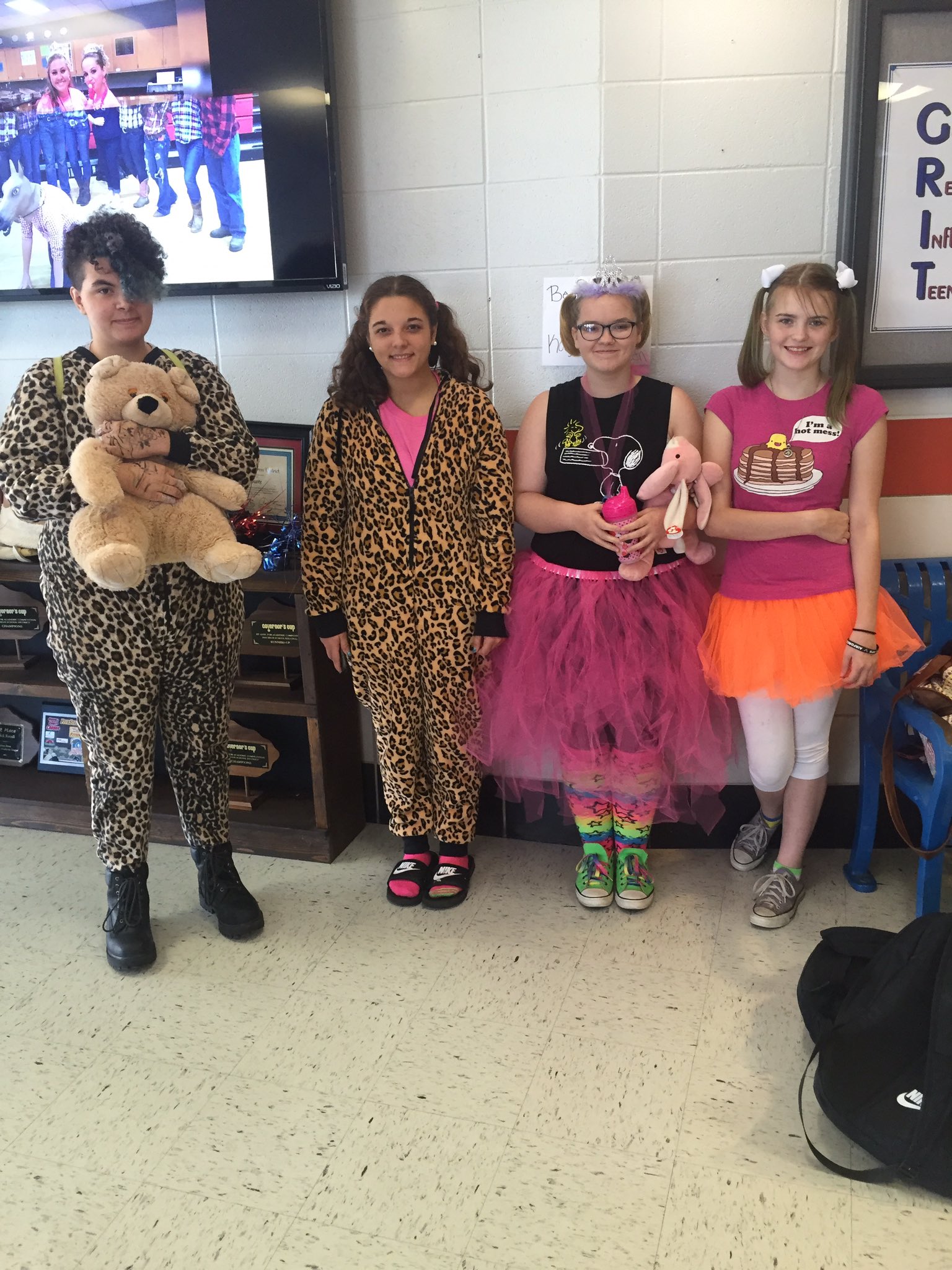 ACHS Pep Club on Twitter: "Spirit week day 3:generation day FRESHMAN