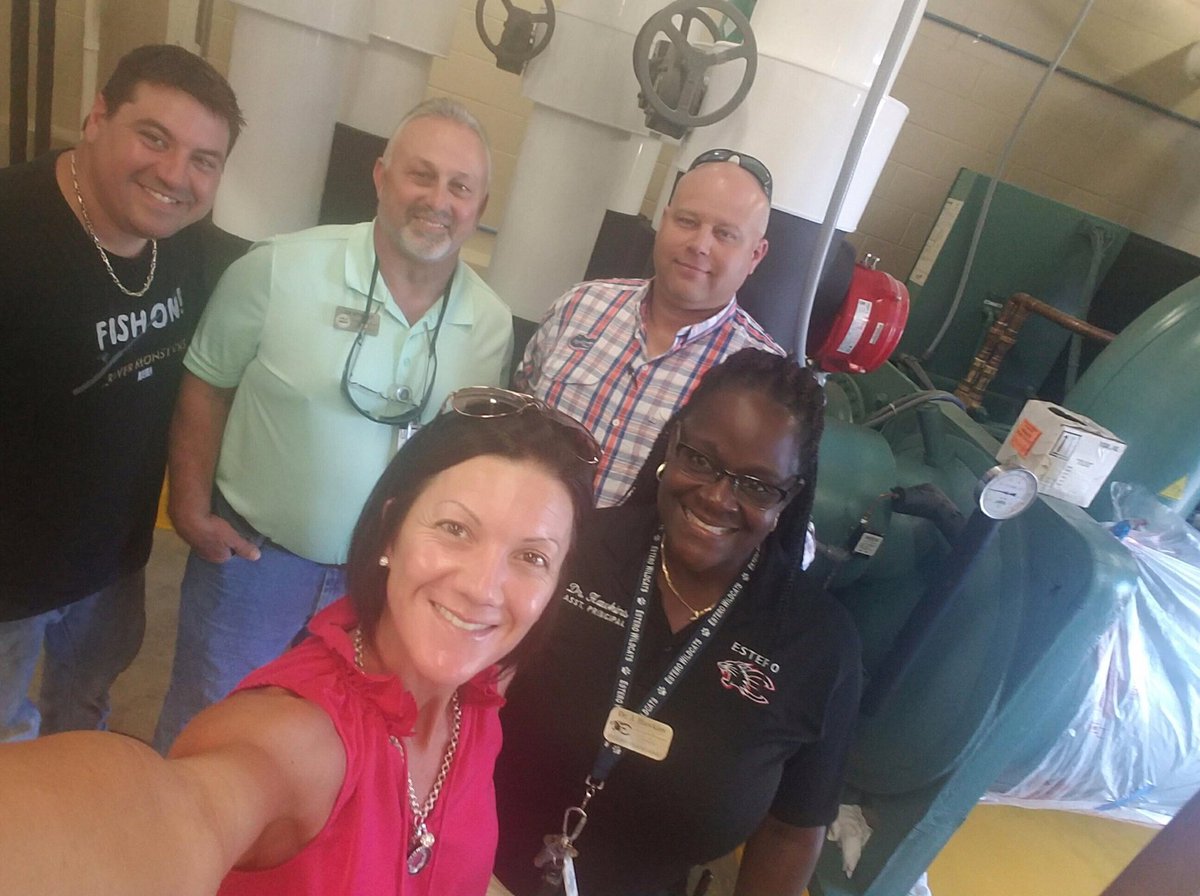 EsteroHS's tweet photo. It's a great day at EHS! Thank you for visiting our campus Mr. Flock & Mr. Spurlock!!! @LeeSchools #wildcatpride #excellentvisit https://t.co/65WdL4EyCb