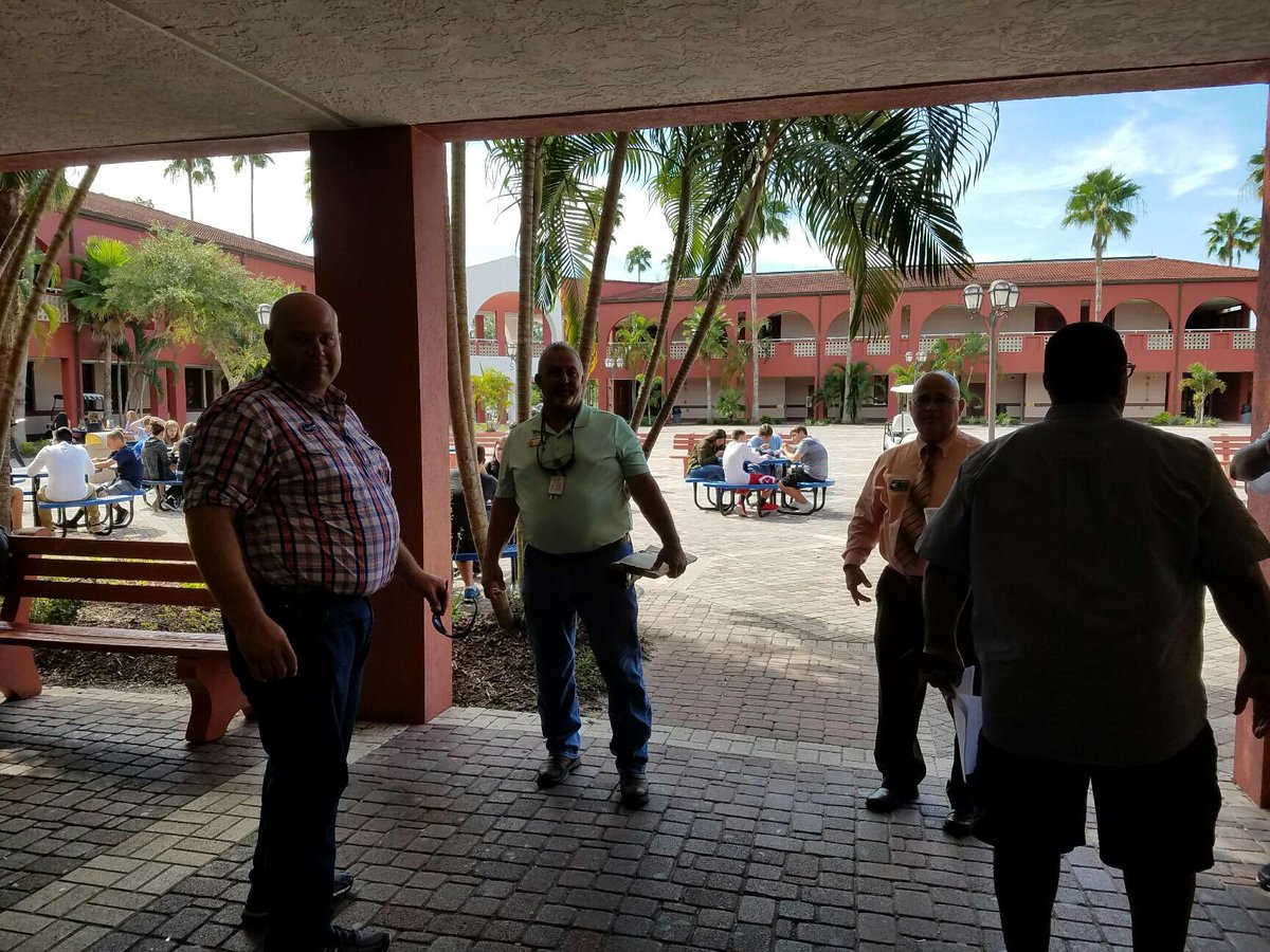 EsteroHS's tweet photo. It's a great day at EHS! Thank you for visiting our campus Mr. Flock & Mr. Spurlock!!! @LeeSchools #wildcatpride #excellentvisit https://t.co/65WdL4EyCb